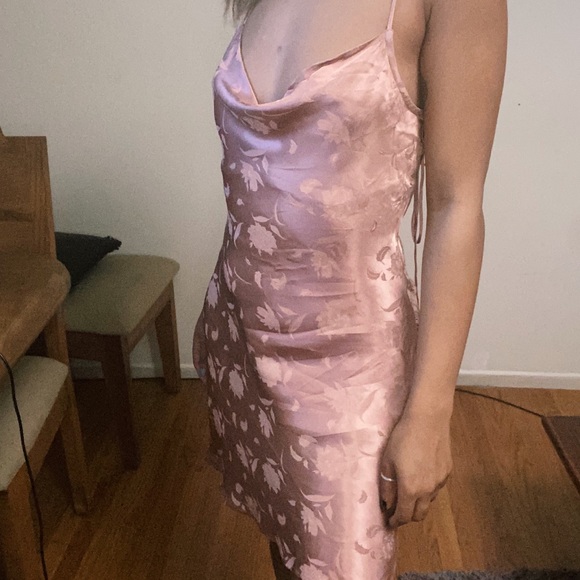 Honey Punch Dresses & Skirts - Honey Punch Satin Pink Dress.